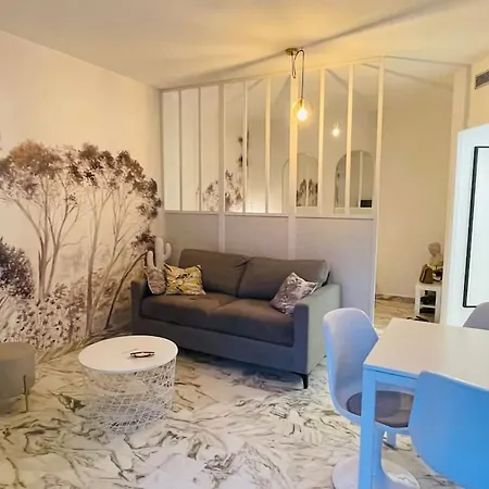 Grand A 30m De La !! Apartman *